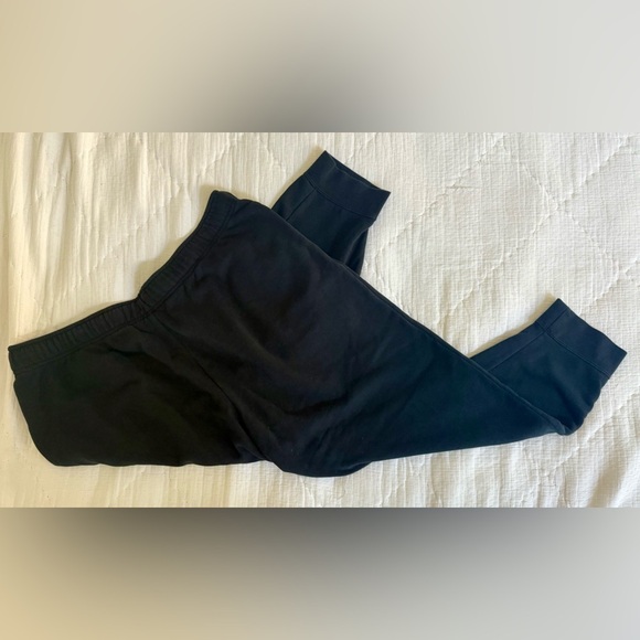 ✨ Nike Gold Swoosh Joggers DX6447-010 | Black 1X | Streetwear 🔥 - Picture 7 of 11